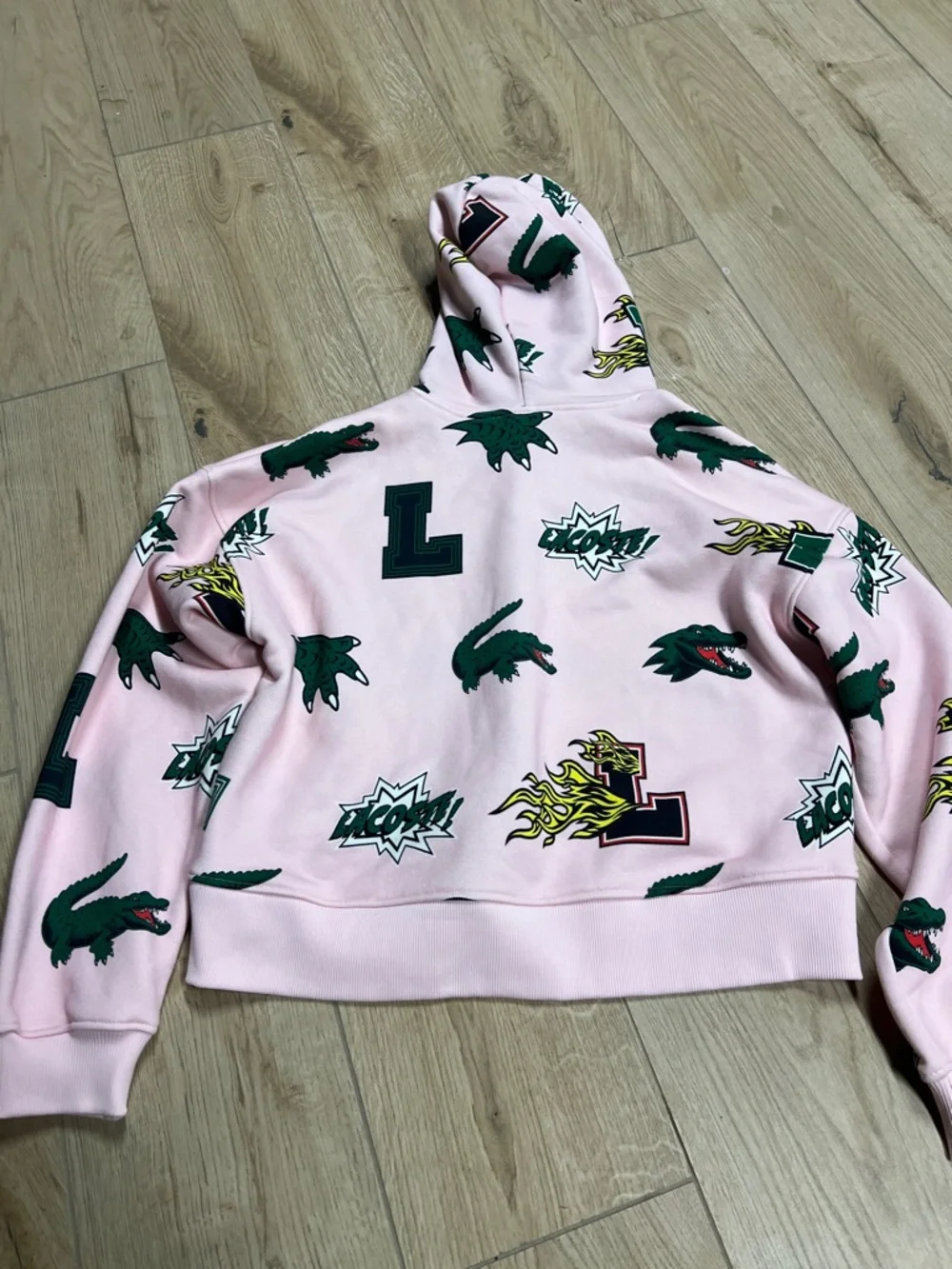 Lacoste Pink Hoodie with Green Crocodile & Graphic Print - Picture 5 of 6